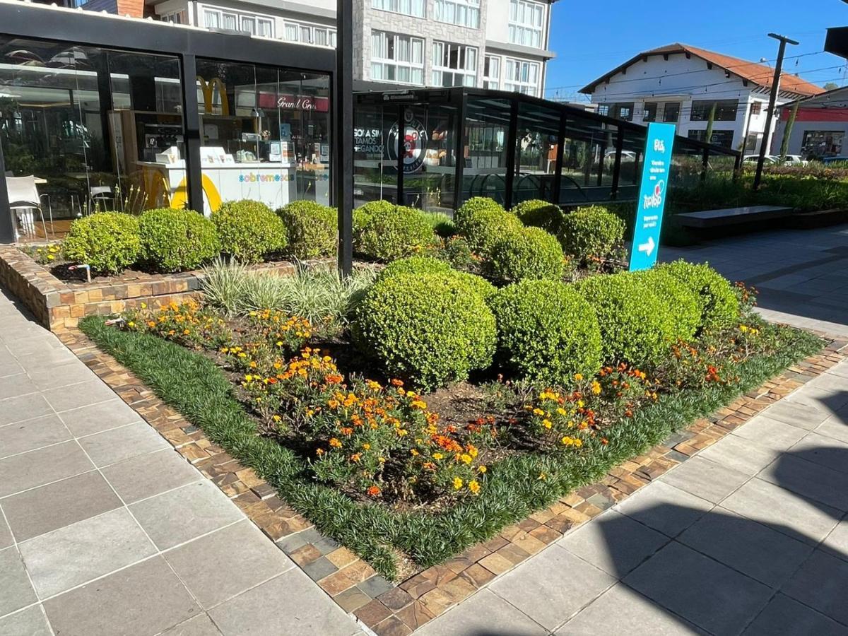 Apartamento Loft Novo Aconchegante A 500M Da Rua Coberta Gramado Exterior foto